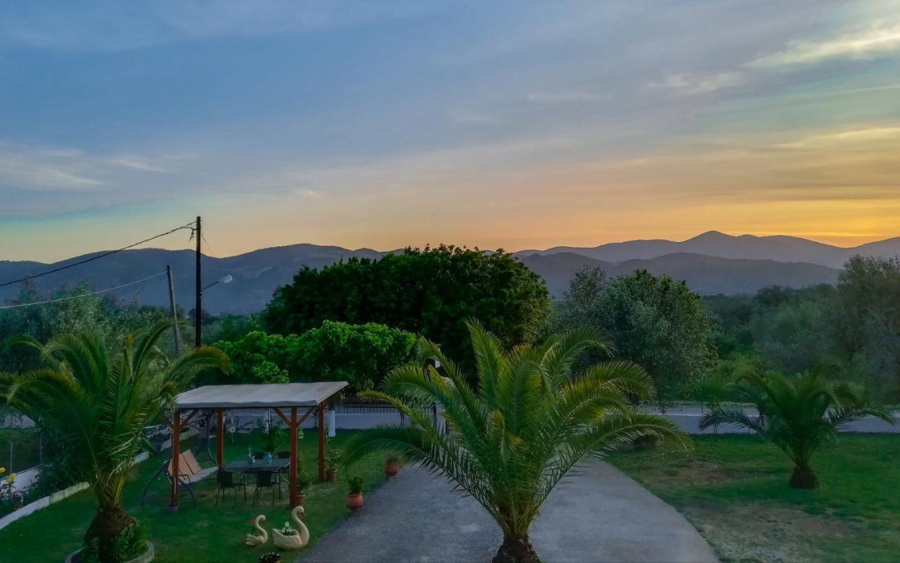 Mιχαλης Apartments Paramythia Esterno foto