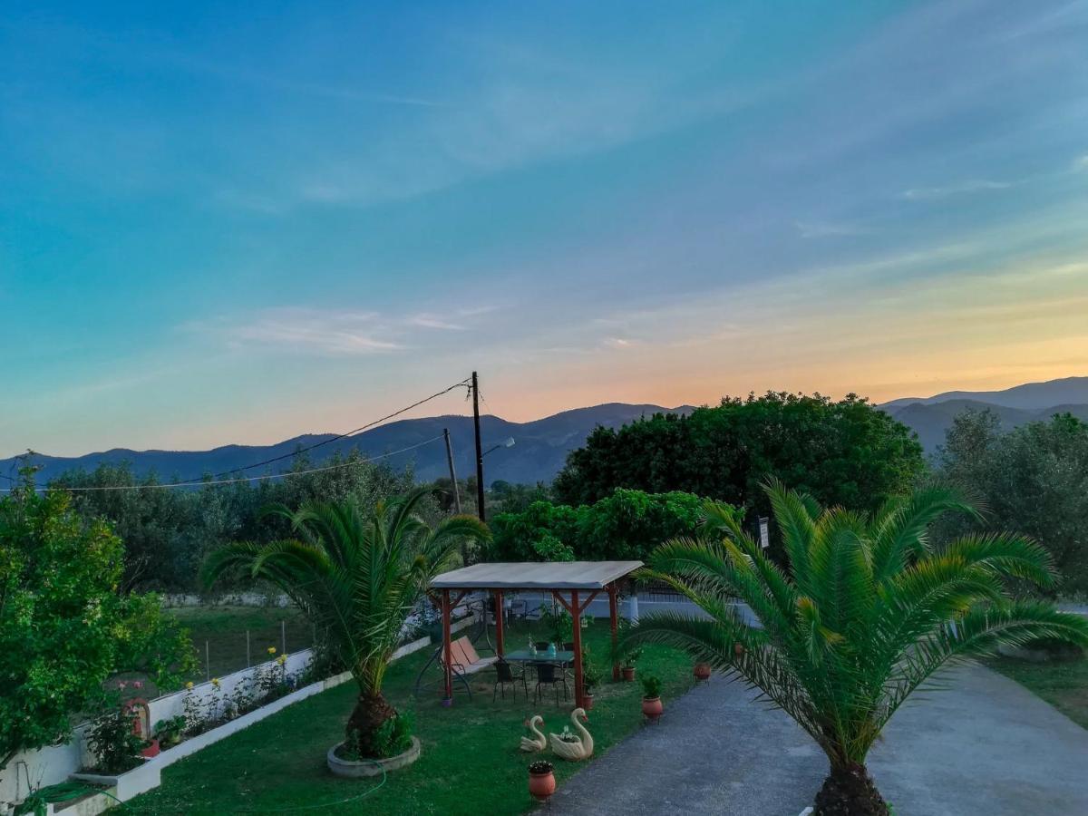 Mιχαλης Apartments Paramythia Esterno foto